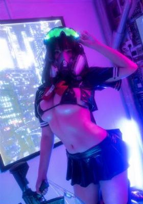 欧美八页_在线观看